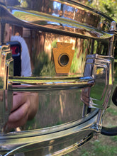 Load image into Gallery viewer, 1968 Ludwig Supraphonic 400