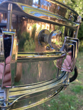 Load image into Gallery viewer, 1968 Ludwig Supraphonic 400