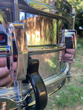 Load image into Gallery viewer, 1968 Ludwig Supraphonic 400