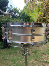 Load image into Gallery viewer, 1968 Ludwig Acrolite 14x5 Snare Drum
