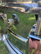 Load image into Gallery viewer, 1968 Ludwig Supraphonic 400
